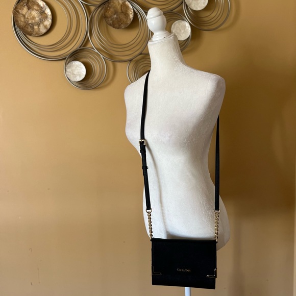Calvin Klein crossbody - Picture 3 of 11